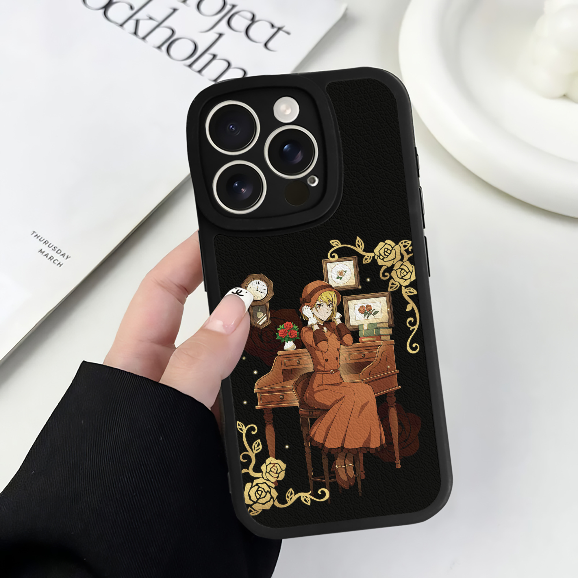 （画像用） 文豪ストレイドッグス Bungo Stray Dogs 【iPhone 16シリーズ対応】シリコンスマホケース（レザー調） 材質：シリコン